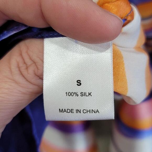 Zoa silk dress size small beautiful multi colored design. - Picture 11 of 16